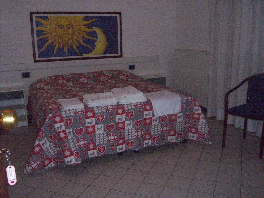 Nuovo Hotel Tripoli Settimo Vittone Rom bilde