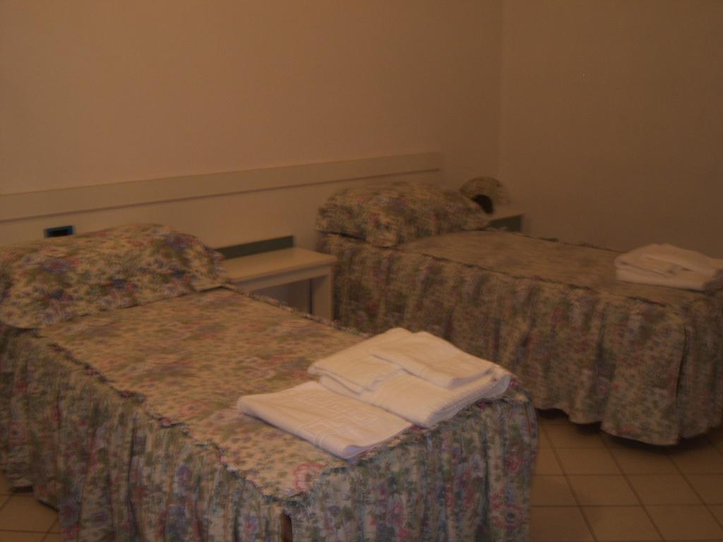 Nuovo Hotel Tripoli Settimo Vittone Rom bilde